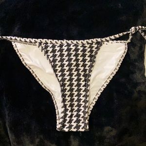Brand new bikini bottom